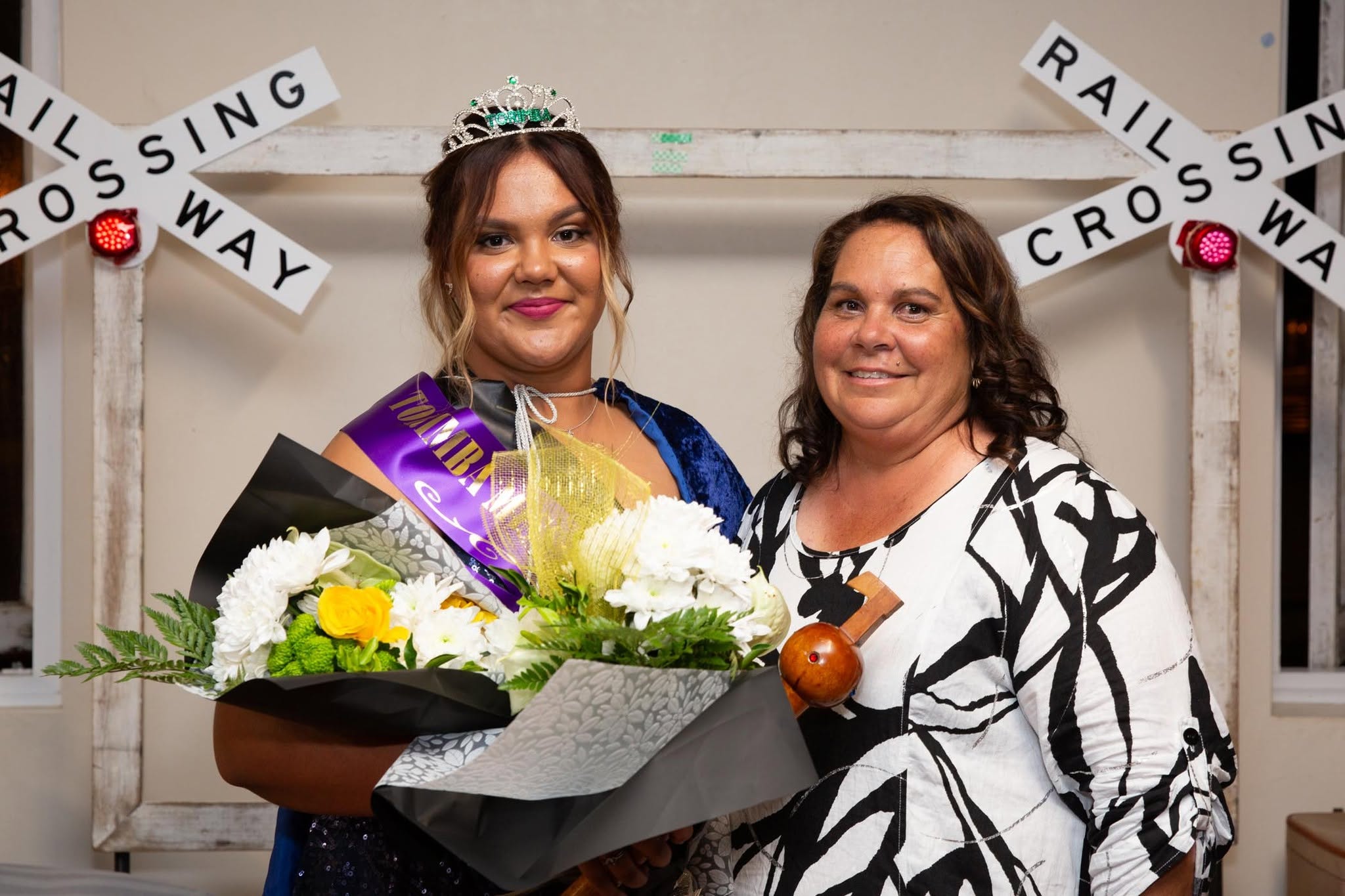 Torimba Queen crowned with bouquet and sceptre